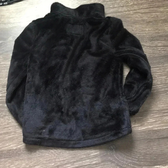 Girls size x-small fuzzy zip sweatshirt - Picture 2 of 2